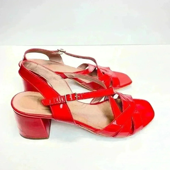 Woman’s Sandals Red Leather US Size 10.5 Euro Size 41 Made in Spain - Picture 1 of 9